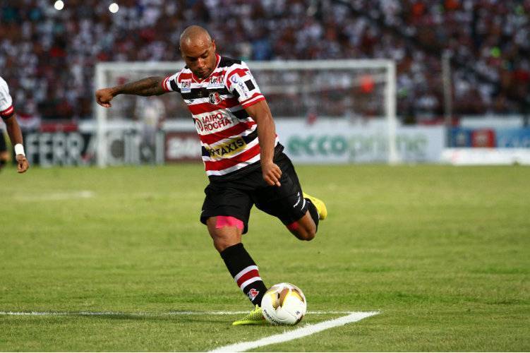 Após passagens vitoriosas, Tiago Costa retorna ao Santa Cruz