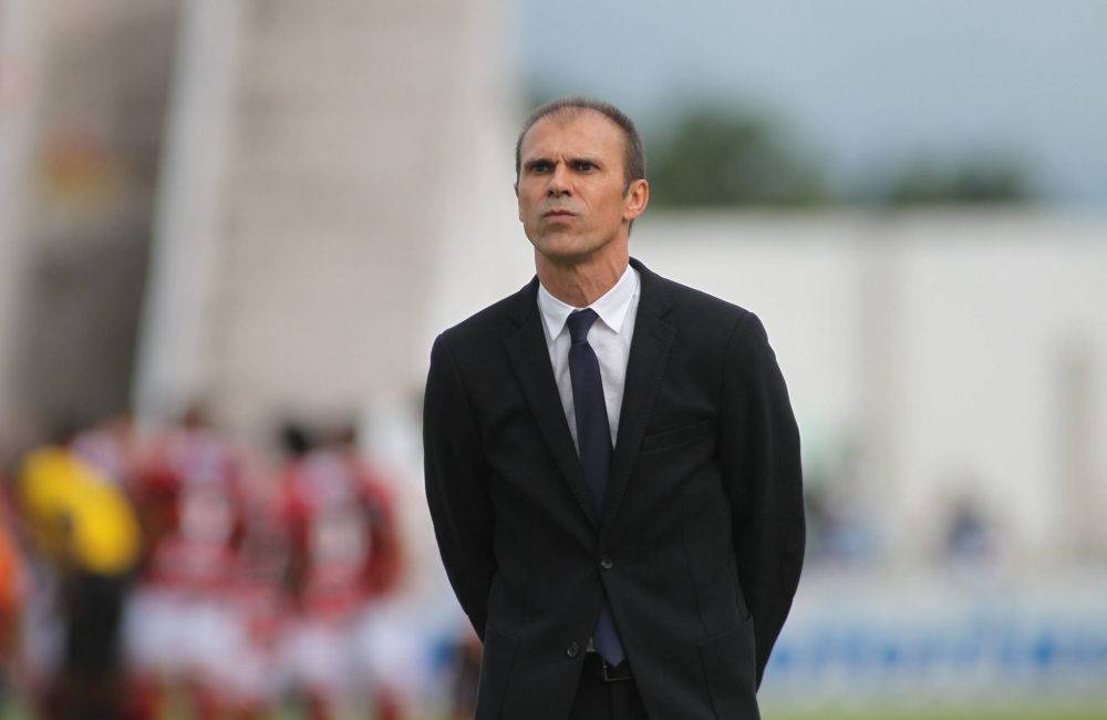 Milton Mendes aposta em trabalho para chegar forte na final