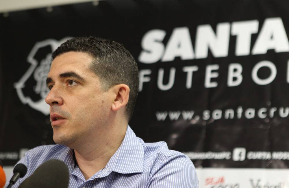 Constantino Júnior revela metas da temporada e projeta reforços para o elenco