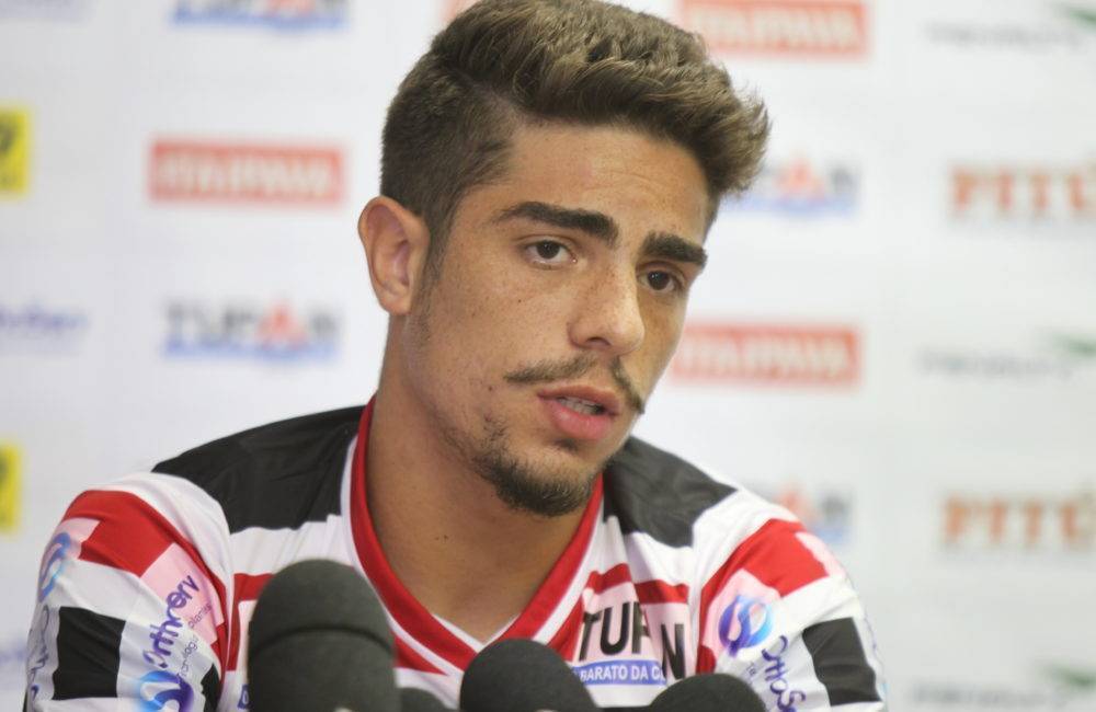 Luisinho destaca qualidade do elenco para suprir ausências