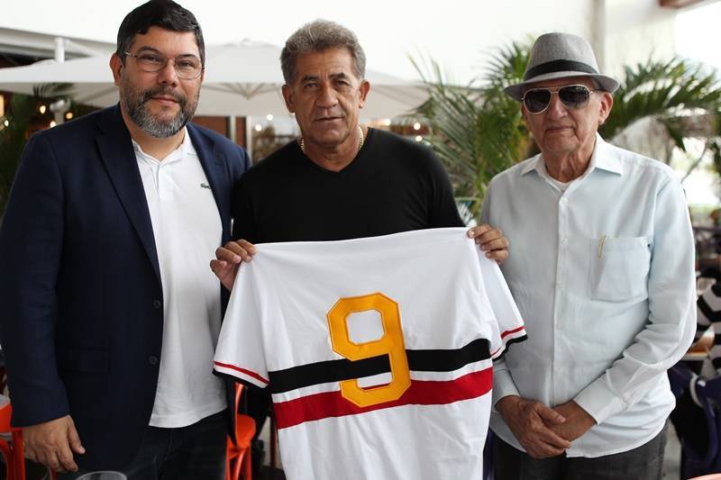 Na volta ao Recife, Nunes revela amor pelo Santa Cruz