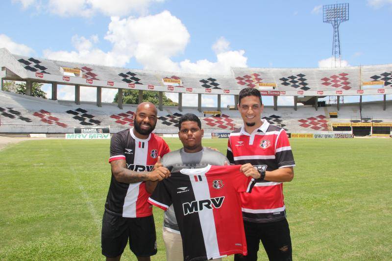 O Manto das Multidões