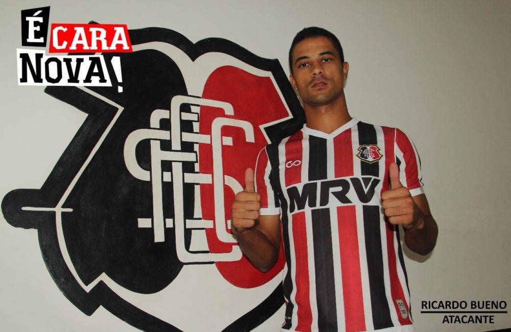 Reforço e candidato a goleador