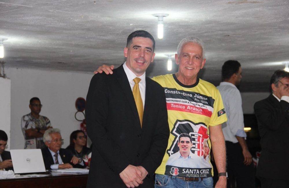 Constantino Júnior é eleito presidente do Santa Cruz