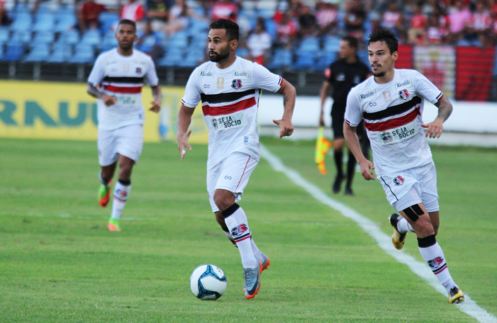 Visando semifinais, Santa Cruz enfrenta o Sport