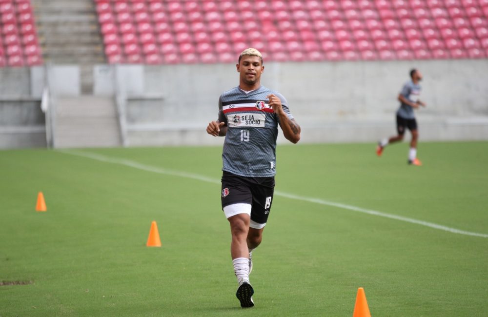 Halef Pitbull quer retomar carreira e se redimir no Santa Cruz