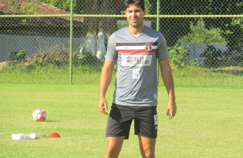 Marcos Martins é mais um lateral contratado