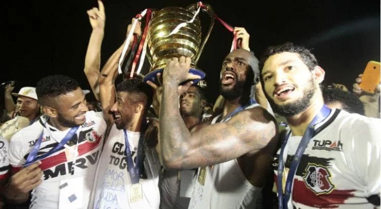 O Nordeste em Três Cores: 10 Anos do Dia em que o Santa Cruz Conquistou a Região!