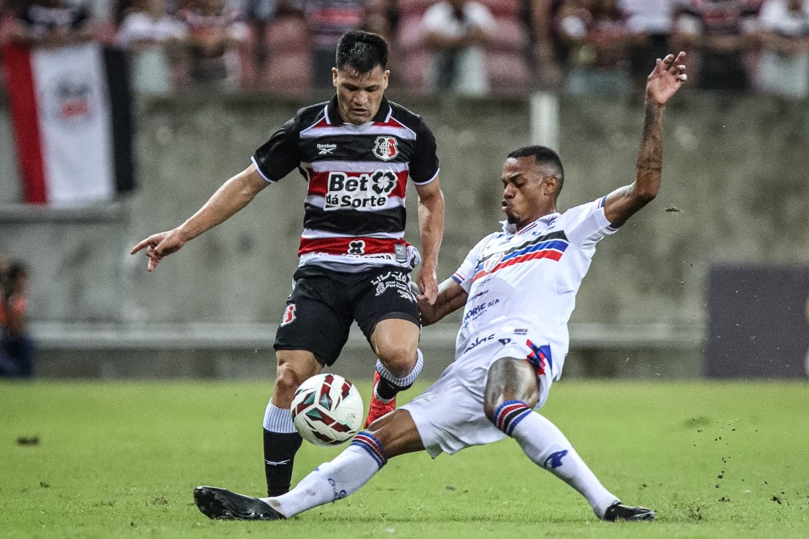Santa Cruz é superado pelo Maranhão na Arena de Pernambuco