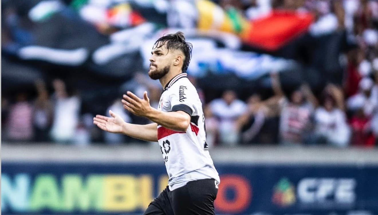 João Pedro volta ao BID do Santa Cruz e pode ser relacionado contra o Anápolis