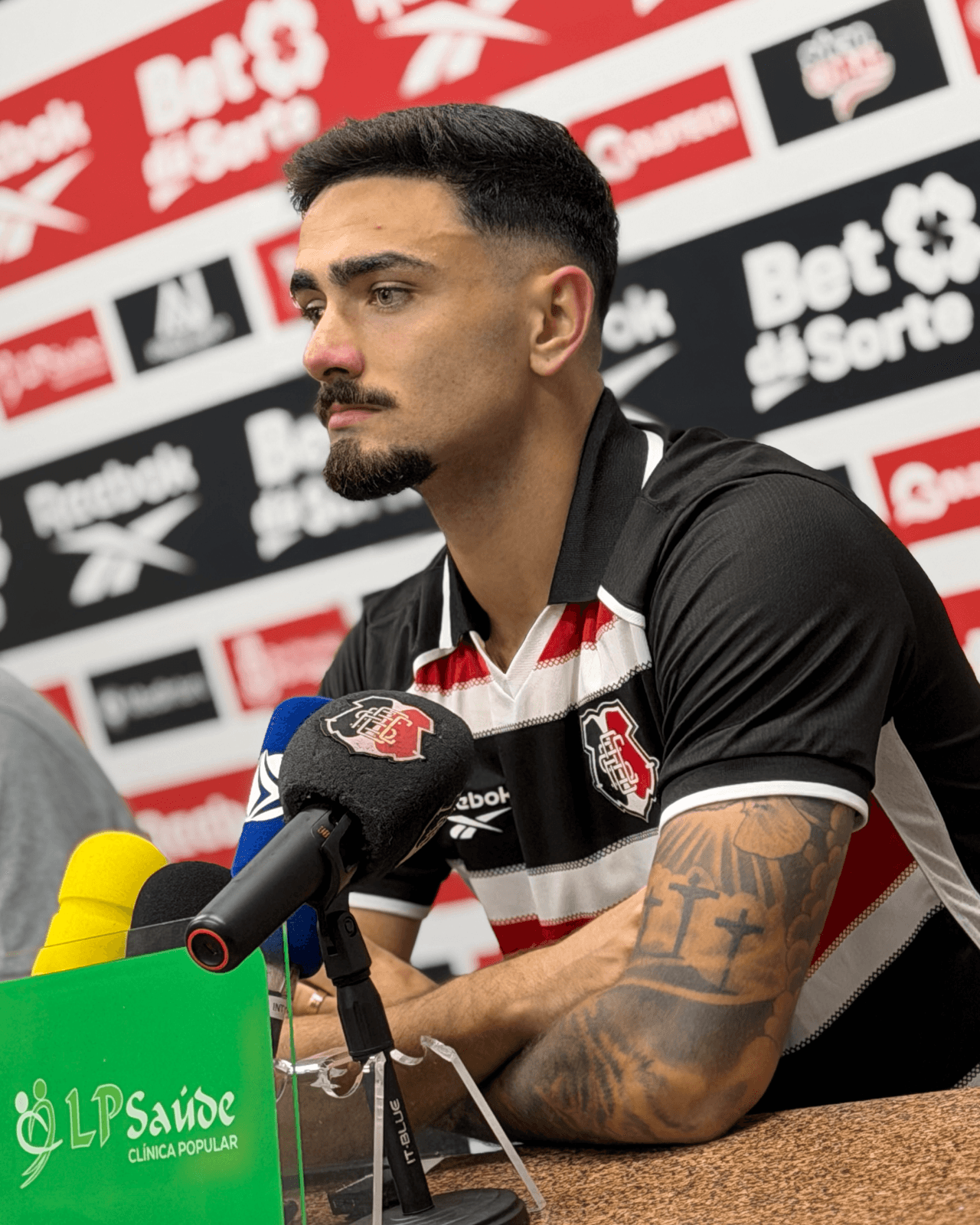 Matheus Cadorini é apresentado em coletiva de imprensa