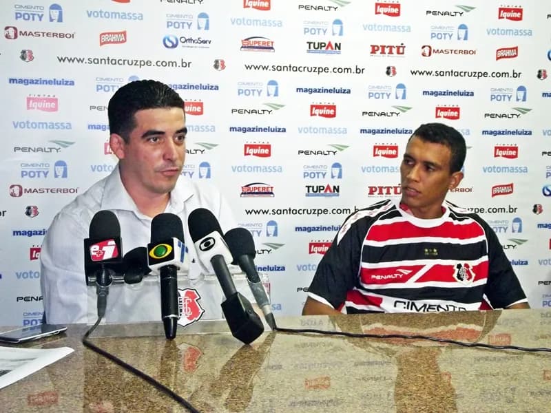 Atacante Pingo na apresentação: "Estou realizando um sonho de criança."