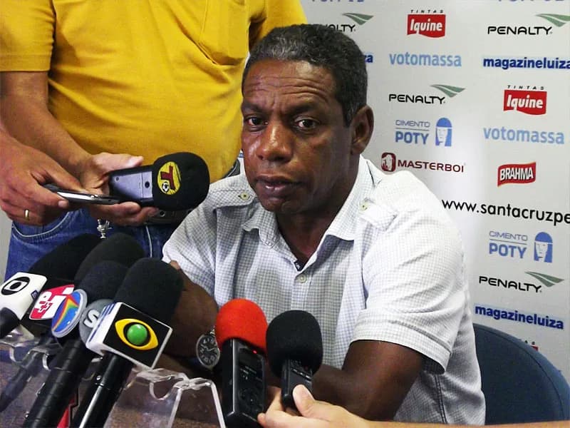 Diretor Técnico Coral fala da volta aos trabalhos em 2014.