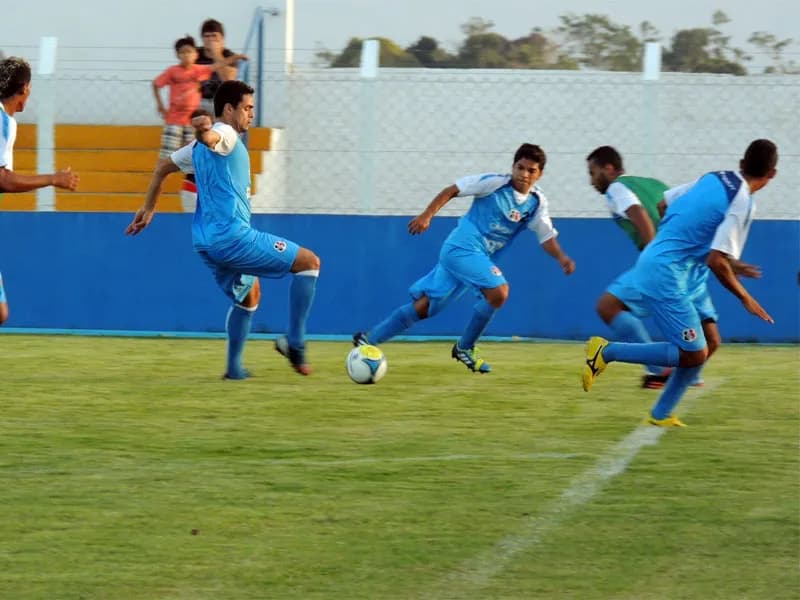 Treino alemão na tarde desta sexta-feira (10).