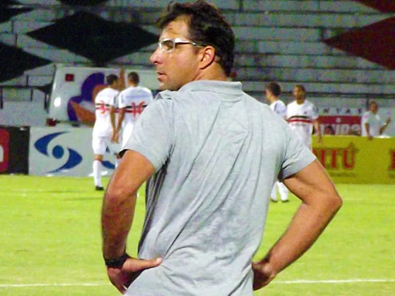 Martelotte: 'É importante estrear somando três pontos, mas temos que consertar algumas situações".