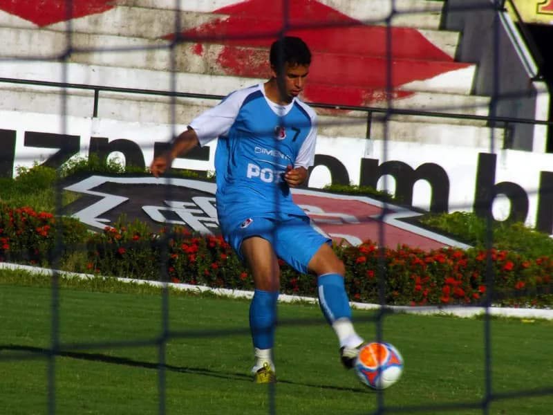 Mais antigo do clube, no elenco, Memo vê Clássico das Multidões como