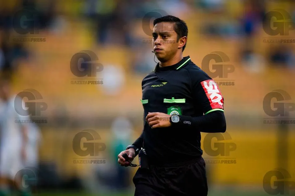 Definida arbitragem para Semifinal Arruda do PE 2014.