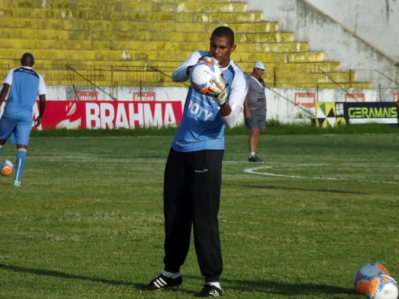 Tiago Cardoso espera repetir sucesso do Tri, agora, nas Semifinais.