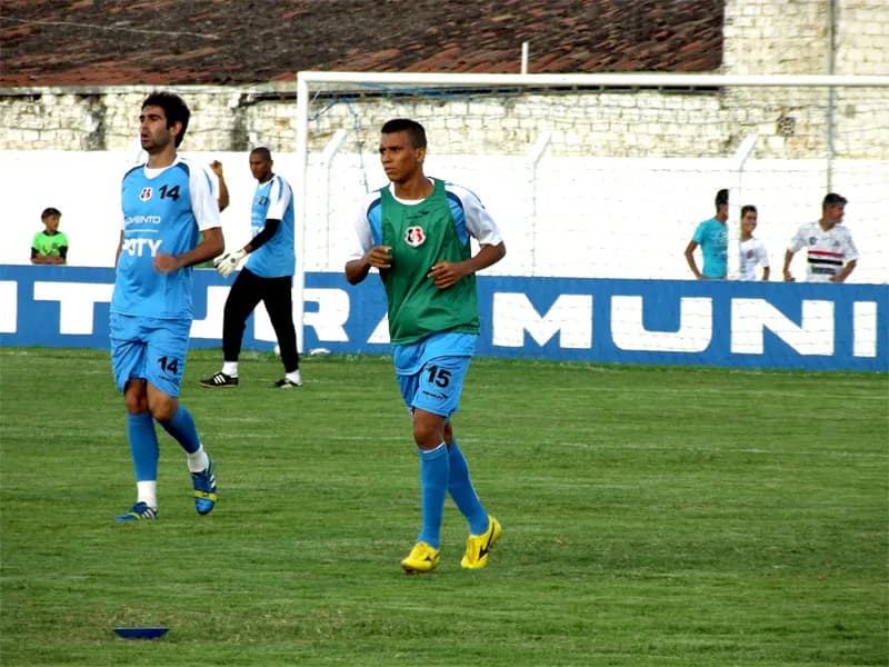 3º lugar: Força máxima para o primeiro jogo, contra o Salgueiro.