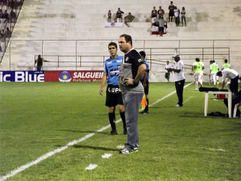 Reação do time no 2º tempo é destacada pelo técnico Vica.