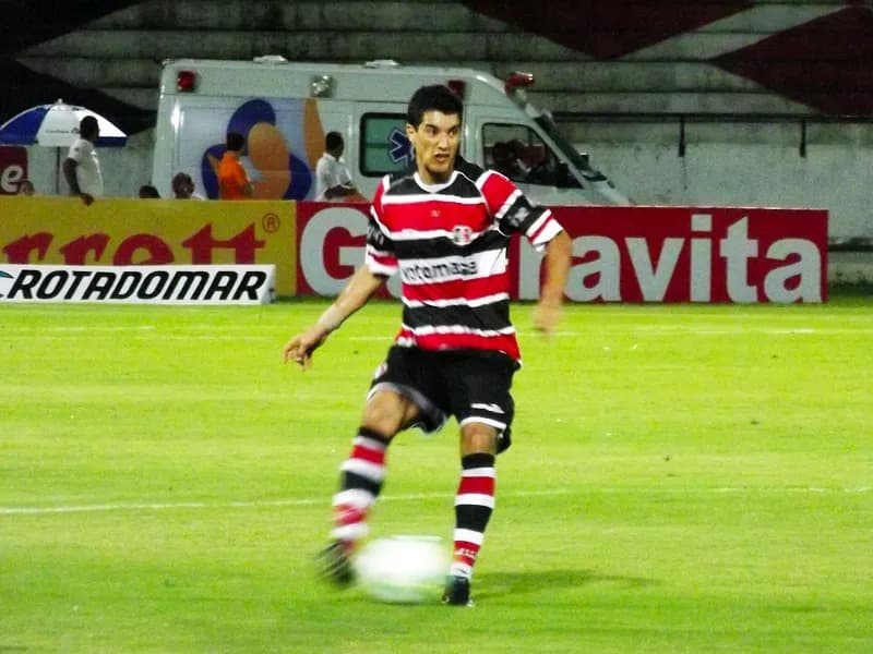 Reação Coral será mais rápida com apoio da torcida, diz Luciano Sorriso.