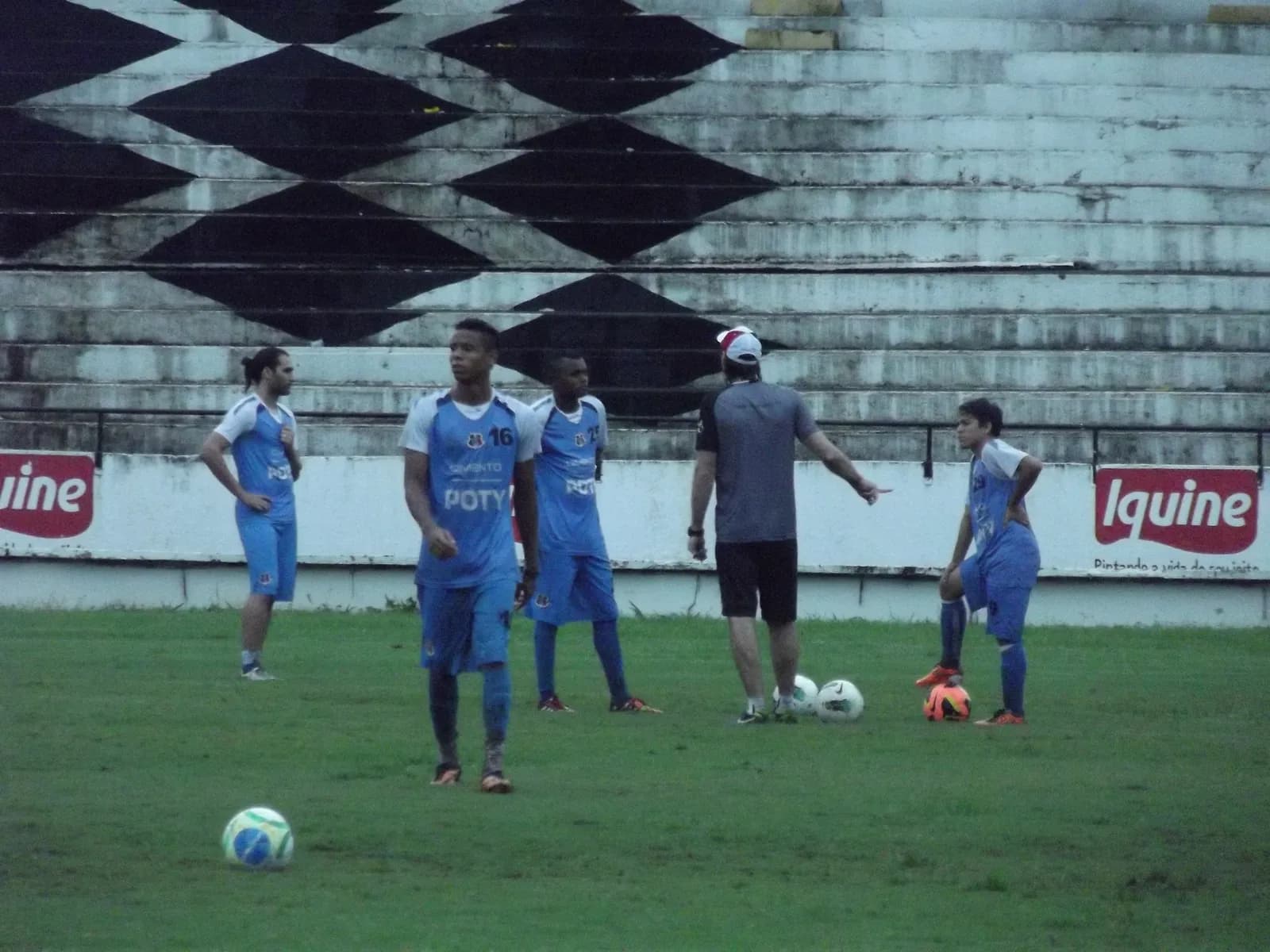 Santa Cruz está pronto para decidir vaga na Copa do Brasil.