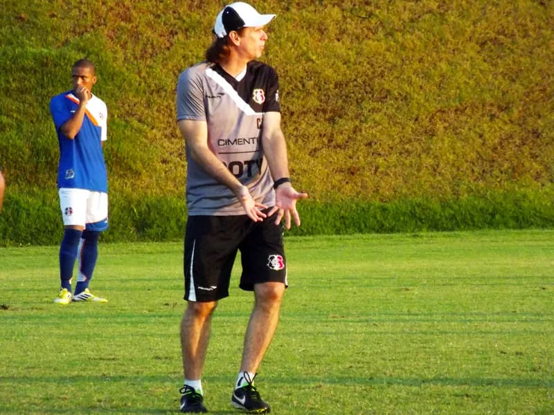 Sérgio Guedes e a necessidade da vitória: "Não podemos ser suicidas."