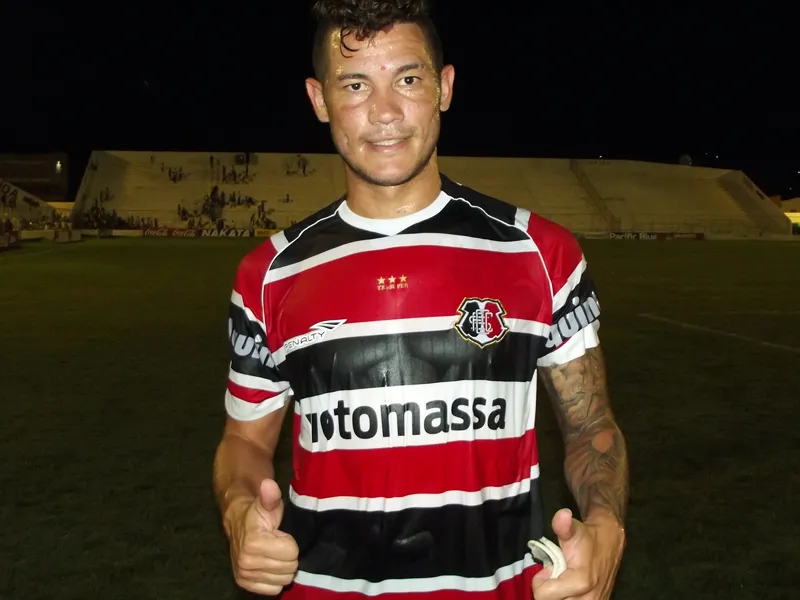 Betinho vê Timbaúba como bom motivo para buscar vaga.