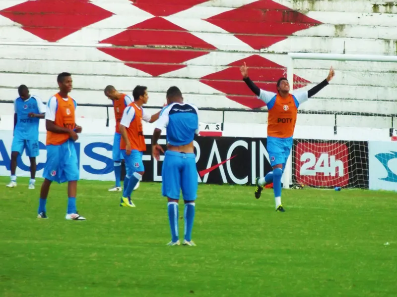 Santa Cruz definido para enfrentar o Ypiranga.