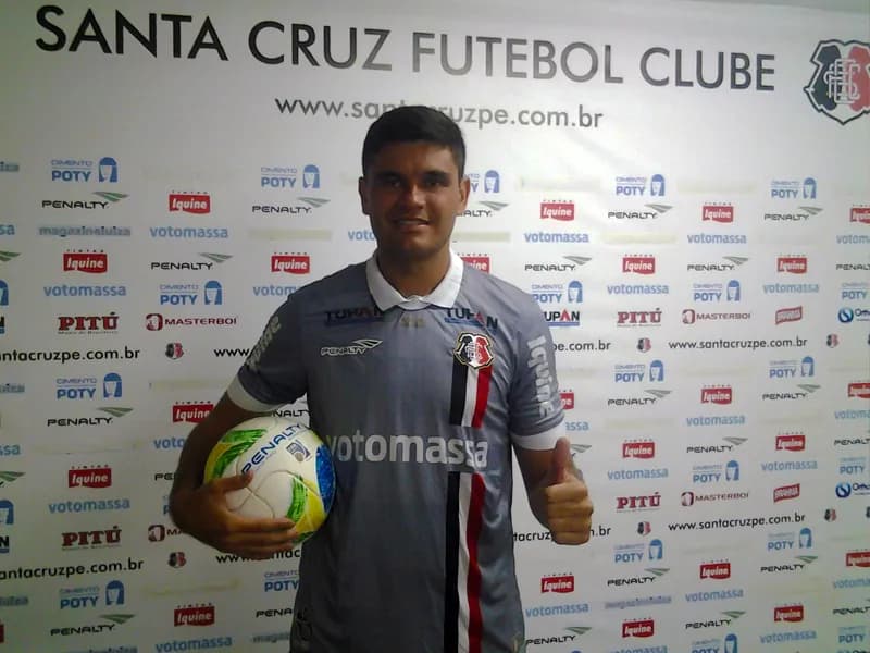 Depois de semifinal no Paulistão, goleiro Alex Alves quer acesso à Série A.