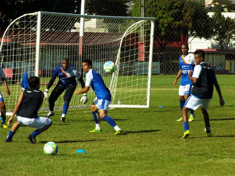 Recreativo, cobranças de faltas e penalidades: fim de preparativos.
