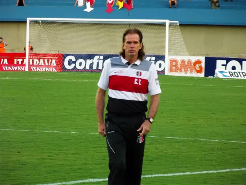 Sérgio Guedes volta a alertar para a necessidade de concluir com mais qualidade.