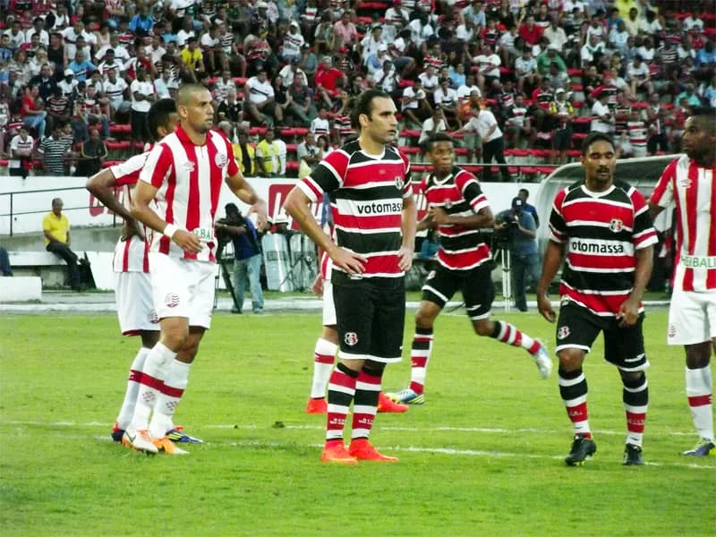 Léo Gamalho: Artilheiro - também - das assistências.