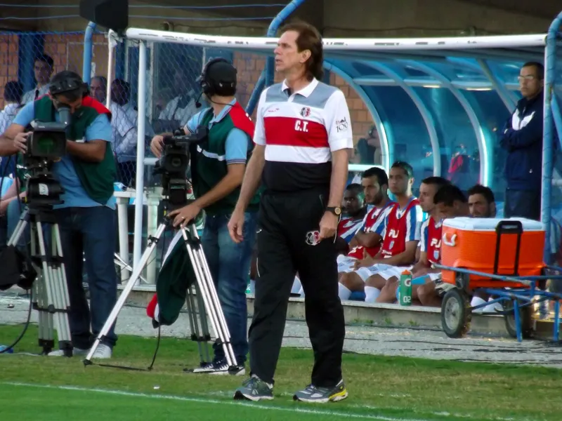 Sérgio Guedes analisa empate: "Não saio frustrado."