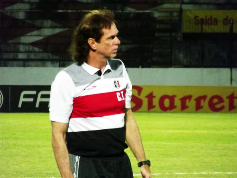 Sérgio Guedes comenta vitória: "Merecida e consistente."