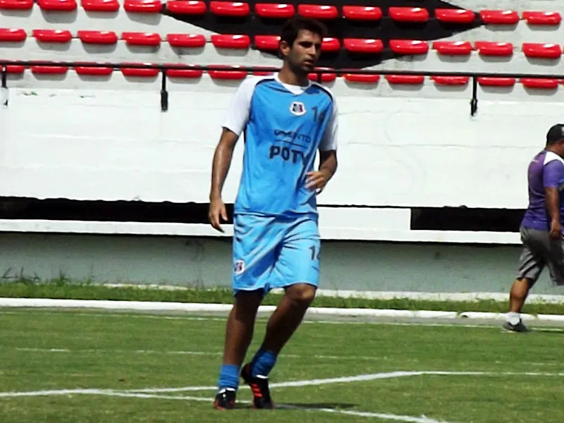Atletas relacionados para jogo com o Central.