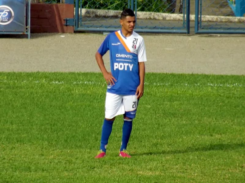 Nininho destaca importância de nova chance em jogo-chave.