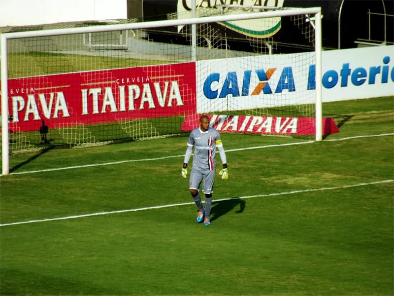 Tiago Cardoso: "Pude ajudar, em alguns momentos, mas saio com gosto de derrota".