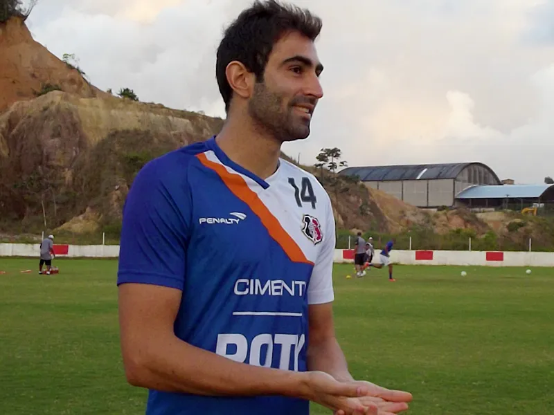 Renan Fonseca diz que vitória contra o Vasco deu gás a mais em busca do acesso.