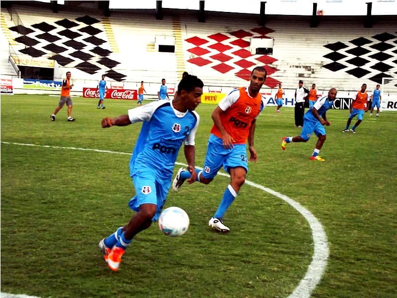 Recreativo, sem Natan, encerra praparação para enfrentar Chã Grande.