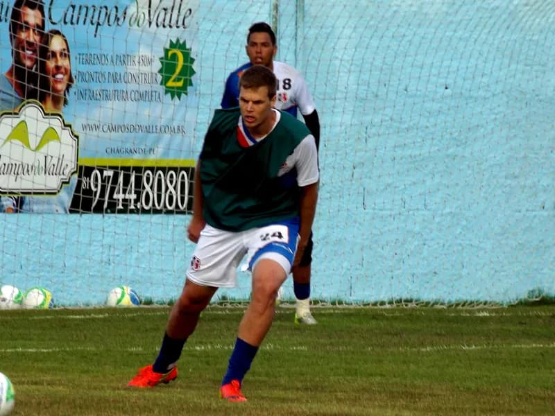 Alemão pega firme na pré-temporada para seguir titular.
