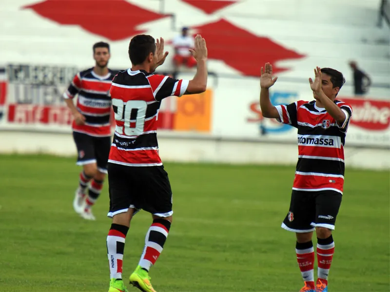 Santa Cruz bate Campinense em amistoso no Arruda: 3x0.