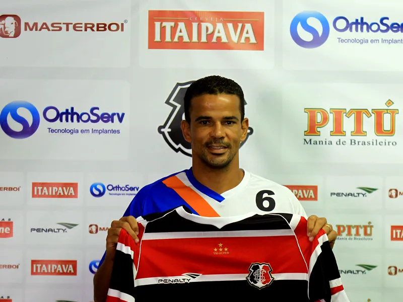 Bruno Mineiro na chegada: "Este time tem que estar na Série A".