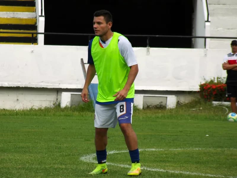 Regularizado, Anderson Aquino quer estrear com vitória no Sertão.