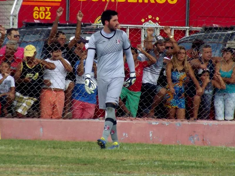 Goleiro Bruno:"Não tive culpa nos gols".