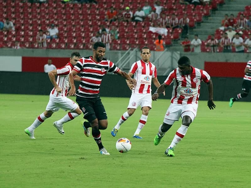 Santa Cruz vence o Náutico e entra no G-4 do Estadual.
