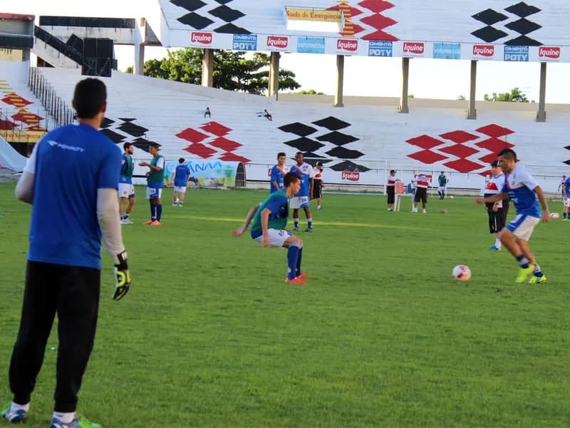 Corais seguem preparativos para Clássico das Multidões