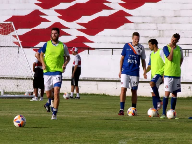 Treino integrado na tarde desta terça-feira no José do Rego Maciel