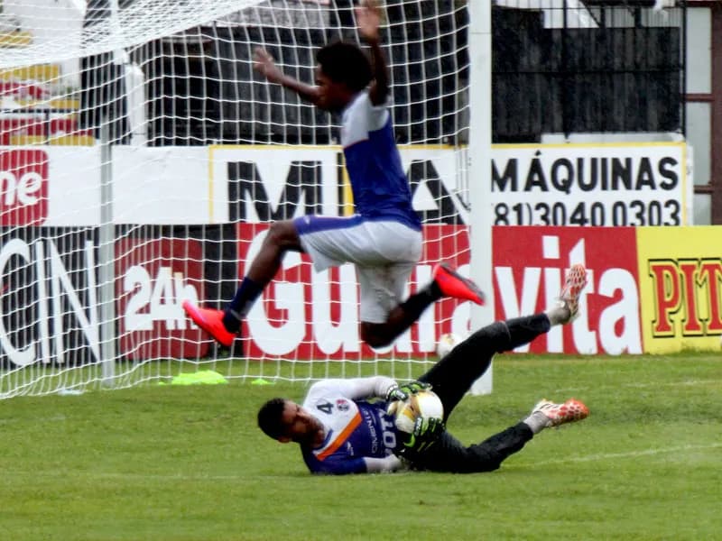 Guilherme Biteco prega respeito ao Central e "pegada" do Arruda.
