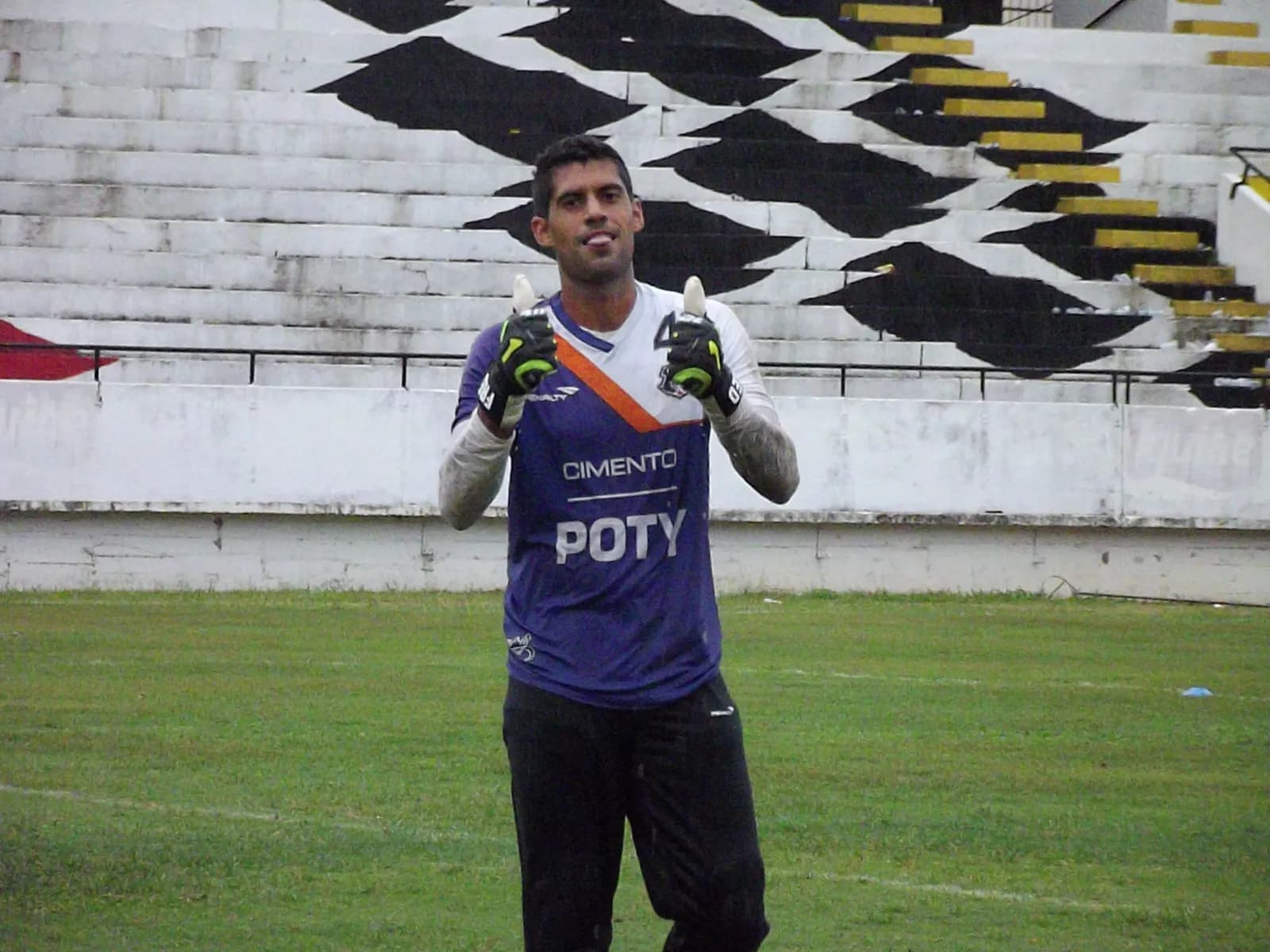 Goleiro Fred feliz pelo resgate do Time de Guerreiros